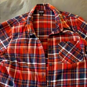 Patagonia long sleeved plaid cotton shirt